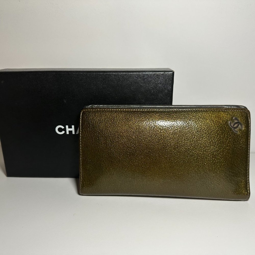 Authentic Vintage Chanel Wallet